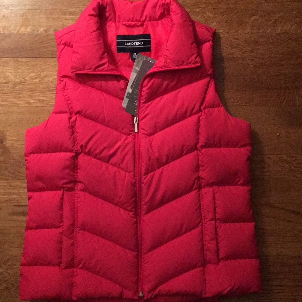 NWT Lands End Down Vest, size Medium, Spiced Berry